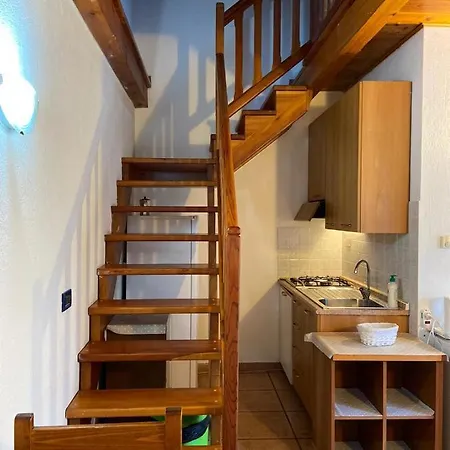 U 2 Piano Terra Apartment
